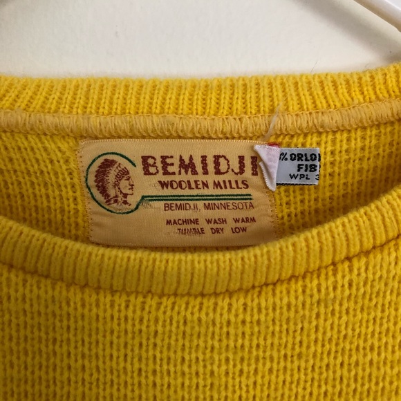 Sweater - Picture 3 of 3